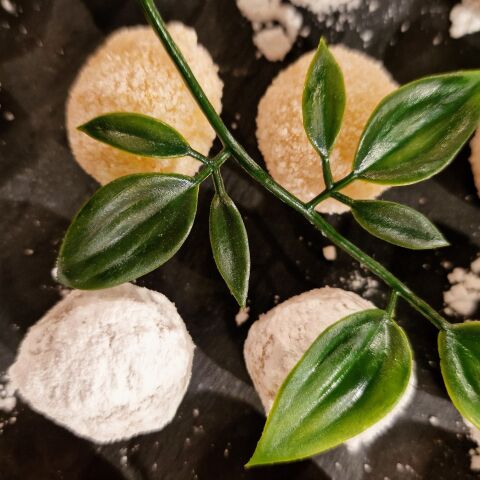 Πανεύκολα αμυγδαλωτά με λεμόνι