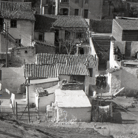 «Παράγκες: Καταστροφή και δημιουργία» του Αλέξανδρου Τζώνη