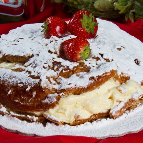 Γλυκίσματα Μιχάλης