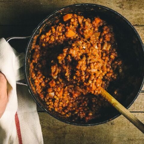 Spiced φακές και ρεβίθια με χειμωνιάτικα λαχανικά