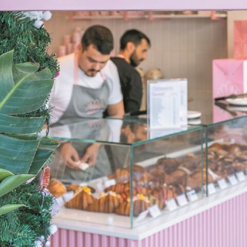 Overoll Croissanterie