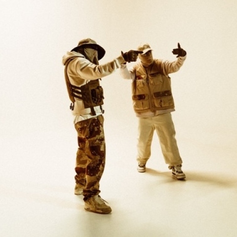 Mikros Kleftis, Tsaki, ΛΕΞ – Cash Out