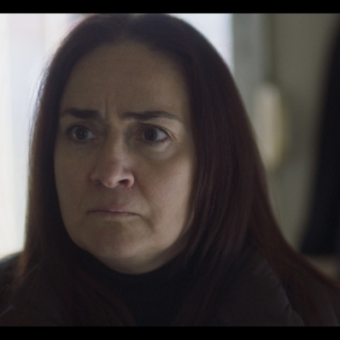 Λένα Ουζουνίδου (Πίσω από τις θημωνιές)