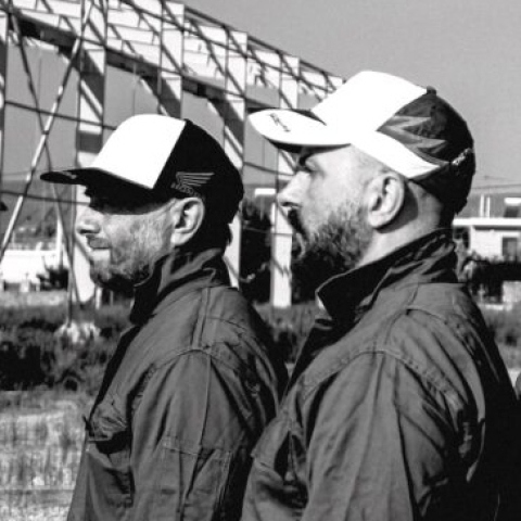 Stereo Nova, IOTA PHI – Irida