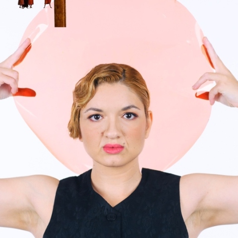 Η Κατερίνα Πατσιάνη στα «Κατασκευασμένα συμφέροντα» 