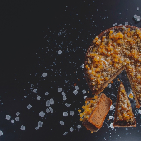 Βασιλόπιτα με άρωμα μελομακάρονου 