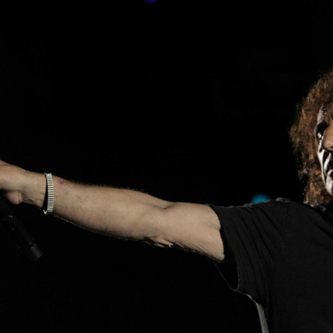 Οι μπαλάντες του Βασίλη Παπακωνσταντίου στο θέατρο Βέμπο