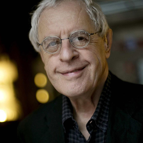 «Με τα λόγια (γίνεται)»: Αφιέρωμα στον Charles Simic