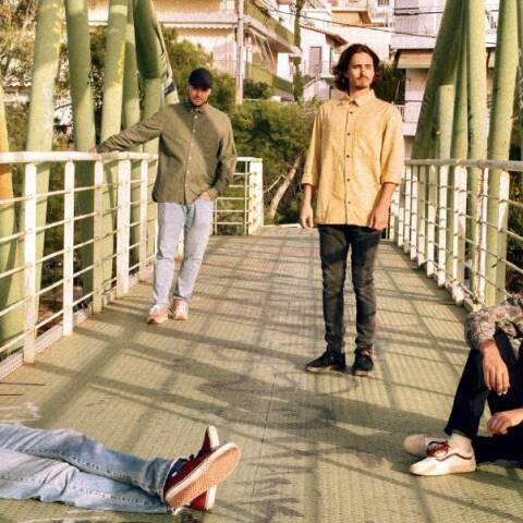 Οι Budgerigar σε ένα ανατρεπτικό live με τους καλλιτέχνες του Studio Naiads Productions