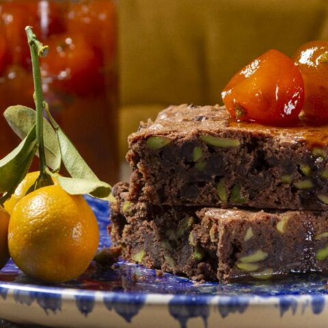 Πίτα brownie με γλυκό του κουταλιού κουμ κουάτ