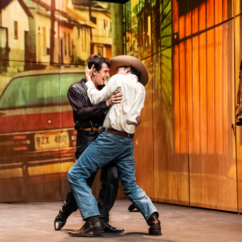 Κριτική για την παράσταση «Brokeback Mountain» σε σκηνοθεσία Κωνσταντίνου Ρήγου, στο θέατρο Κνωσός