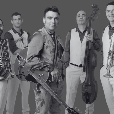 The Swingin' Cats ft Eva Tsachra στο Roof Stage του Gazarte