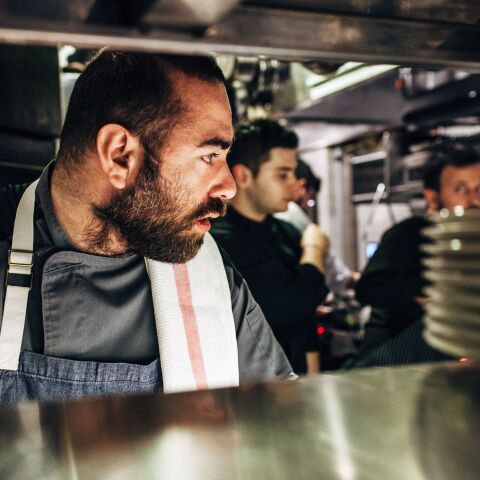 Άρης Βεζενές