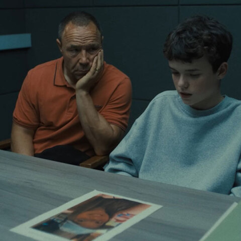 Adolescence: Μήπως δεν πρόκειται για χάσμα γενεών αλλά για χάσμα ψηφιακής εμπειρίας;