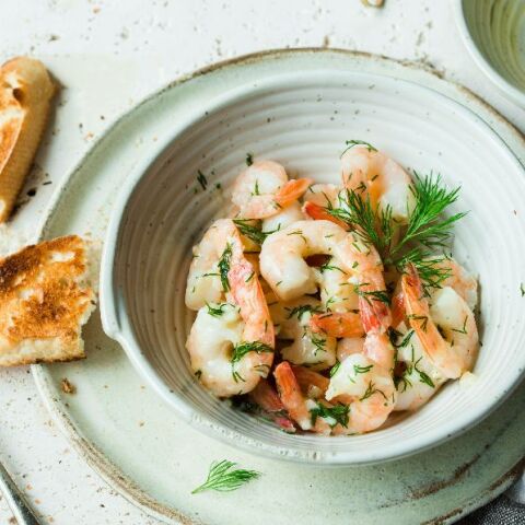 Γαριδοσαλάτα με αγγούρι