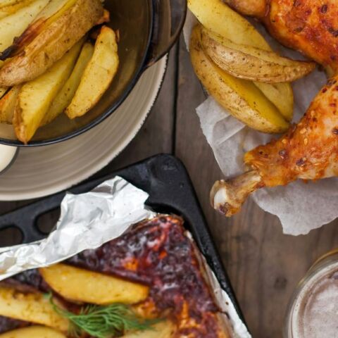 Κοτόπουλο στον φούρνο με δεντρολίβανο και λαχανικά