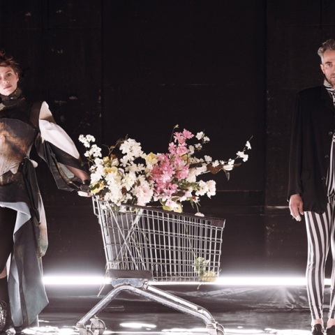 Το όνειρο ενός γελοίου επιστρέφει στο θέατρο Κιβωτός