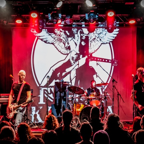 Τα Γυμνά Καλώδια  στο Κύτταρο