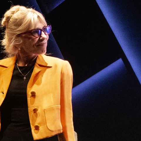 Η «Linda» της Πηνελόπη Σκίνερ