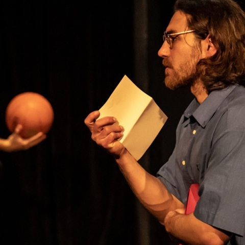 Raised in Captivity του Νίκι Σίλβερ