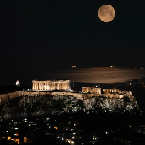 Δημήτρης Μέλε @mele_snaps