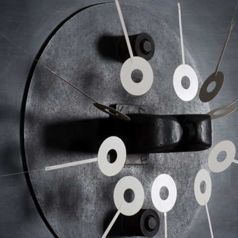 Takis 1∞,  Μαγνητικά Πεδία