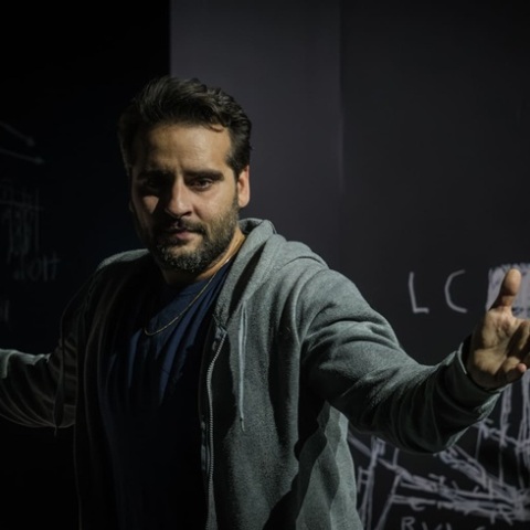 Ο εχθρός του λαού, Θέατρο Κνωσός