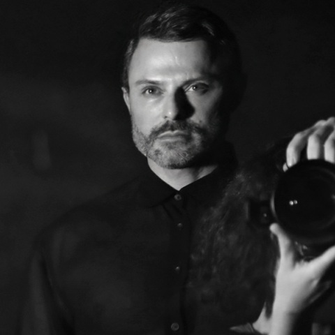 «Ο Αρχιτέκτων» της Φώφης Τρέζου στο θέατρο 104