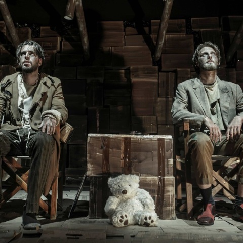 «Εμιγκρέδες» του Σλαβομίρ Μρόζεκ σκηνοθεσία Βλαδίμηρος Κυριακίδης