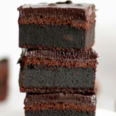 Brownies χωρίς ψήσιμο και χωρίς αλεύρι