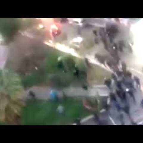 Βίντεο από τα επεισόδια στο γκάζι μεταξύ οπαδών Άγιαξ και αστυνομίας