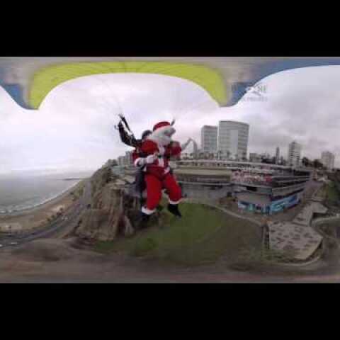 Santa Claus Flying 360º - Papa Noel Volando 360 - Primer Vuelo 360º en Peru