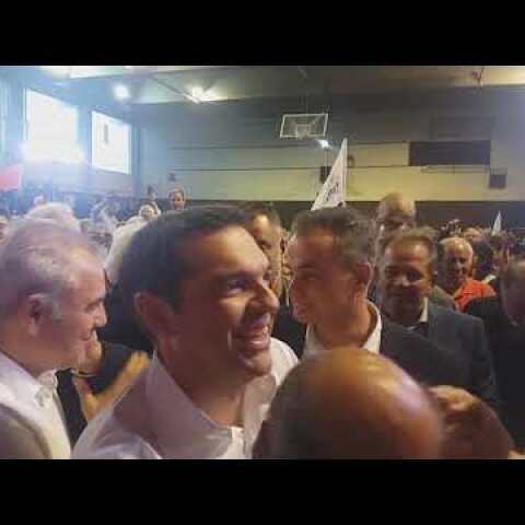 kozan.gr: Είσοδος Αλεξη Τσιπρα στο ΔΑΚ