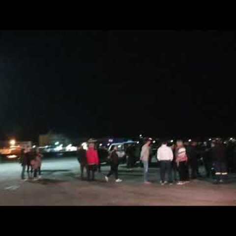 ΜΕΤΑΝΑΣΤΕΥΤΙΚΟ: Στο λιμάνι ο Δήμαρχος Κω και πολίτες για να διαμαρτυρηθούν