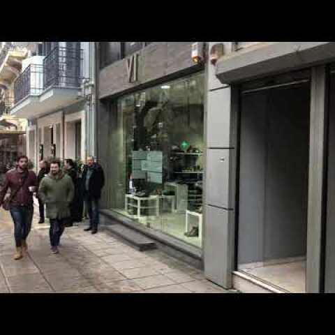 Thestival.gr Απειλεί να αυτοπυρποληθεί