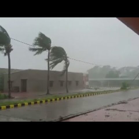 Cyclone Amphan makes landfall in India