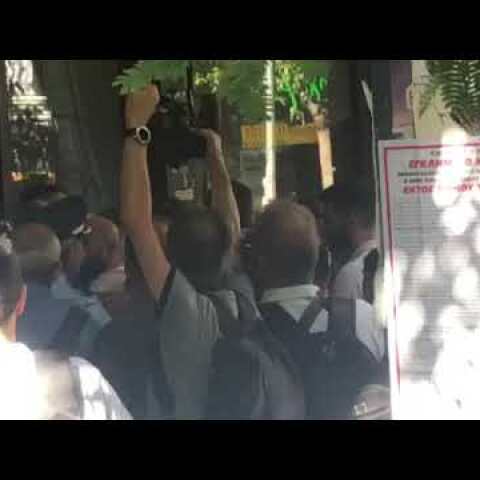 Πλειστηριασμός-Ένταση