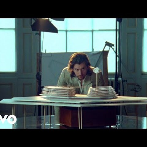 Arctic Monkeys - Four Out Of Five (Official Video)