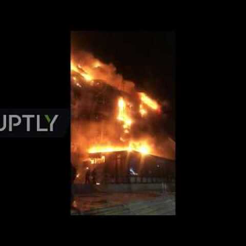 Russia: Fire engulfs biggest shopping center in Chechen capital