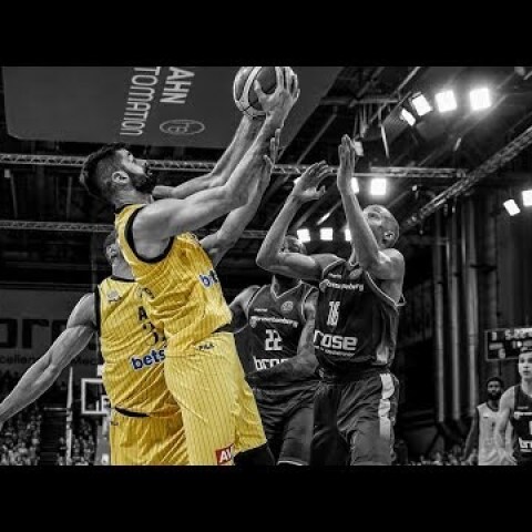 Brose Bamberg-AEK (71-67) | Highlights