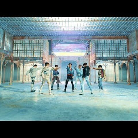BTS (방탄소년단) 'FAKE LOVE' Official MV