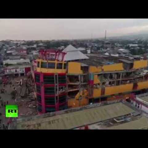 Devastation in Indonesia's Palu: Massive earthquake & tsunami left more than 800 dead