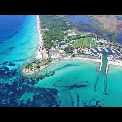 Πεντάστερα ξενοδοχεία και μαρίνες σκαμμένες στην ξηρά - Σάνη Χαλκιδικής Sani Greece Drone