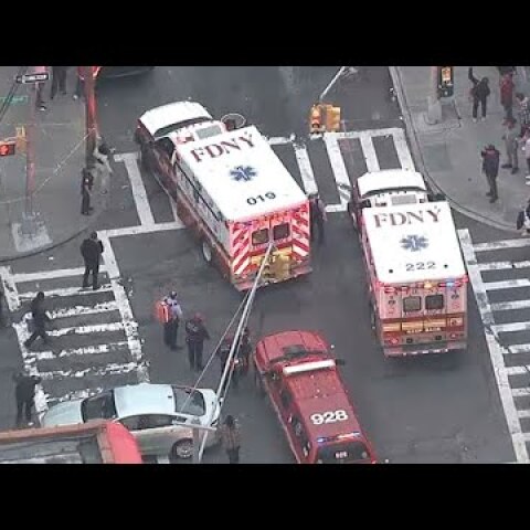 10-year-old boy, 2 teens among 5 shot on Bronx street