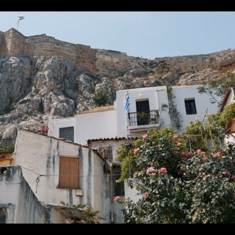 Το City Vibes περπάτησε στην Πλάκα, την ιστορική συνοικία των Αθηνών