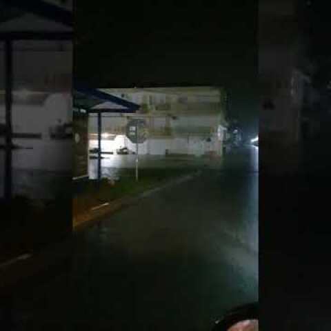 «Ποτάμια» οι δρόμοι στα Φλογητά