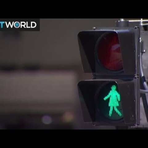 International Women's Day: Female figures used for traffic lights