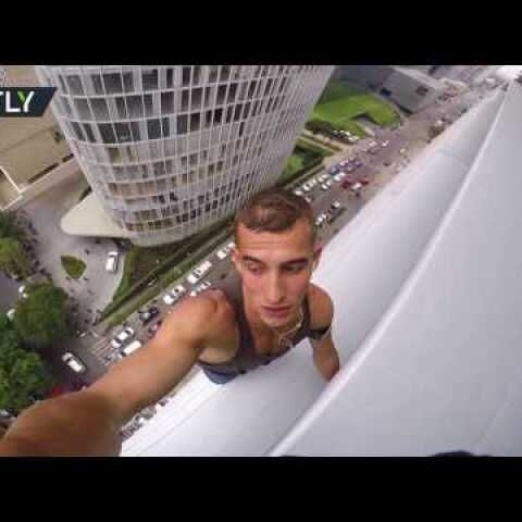 Tired of waiting for elevator? Russian daredevil climbs 120-meter skyscraper in Mexico