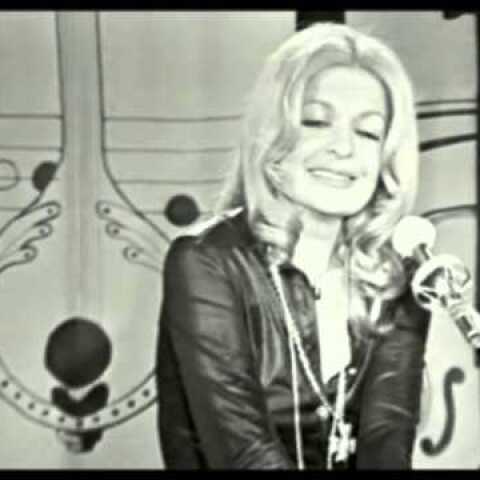 Η μουσική γράφει ιστορία - Τάκης Μωράκης