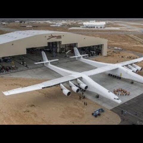 World’s biggest aeroplane revealed: Meet the "Stratolaunch"